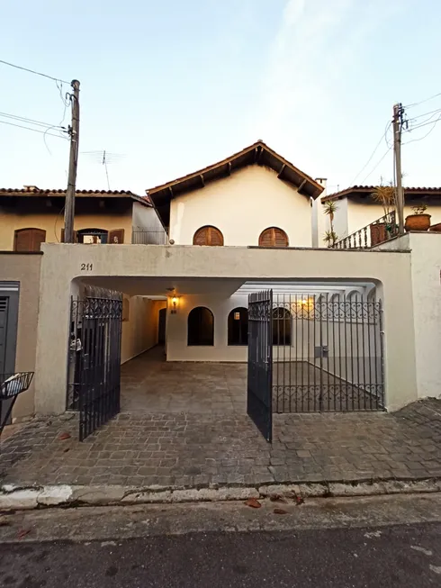 Foto 1 de Casa com 3 Quartos à venda, 270m² em Vila Mascote, São Paulo