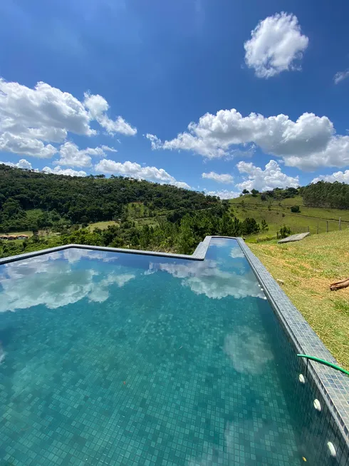 Foto 1 de Casa de Condomínio com 5 Quartos para venda ou aluguel, 20000m² em Secretário, Petrópolis