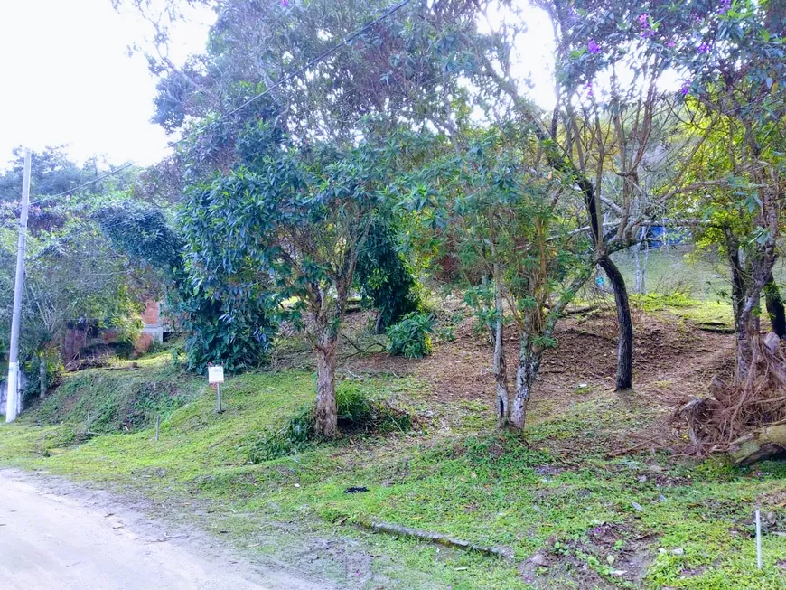 Foto 1 de Lote/Terreno à venda, 240m² em Várzea das Moças, São Gonçalo