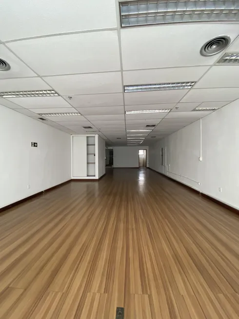 Foto 1 de Sala Comercial para alugar, 164m² em Centro, Rio de Janeiro