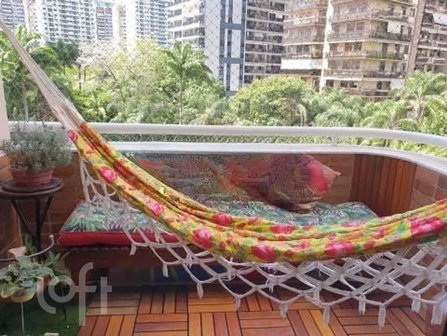 Foto 1 de Apartamento com 2 Quartos à venda, 74m² em Barra da Tijuca, Rio de Janeiro