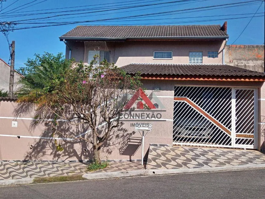 Foto 1 de Sobrado com 3 Quartos à venda, 189m² em Braz Cubas, Mogi das Cruzes