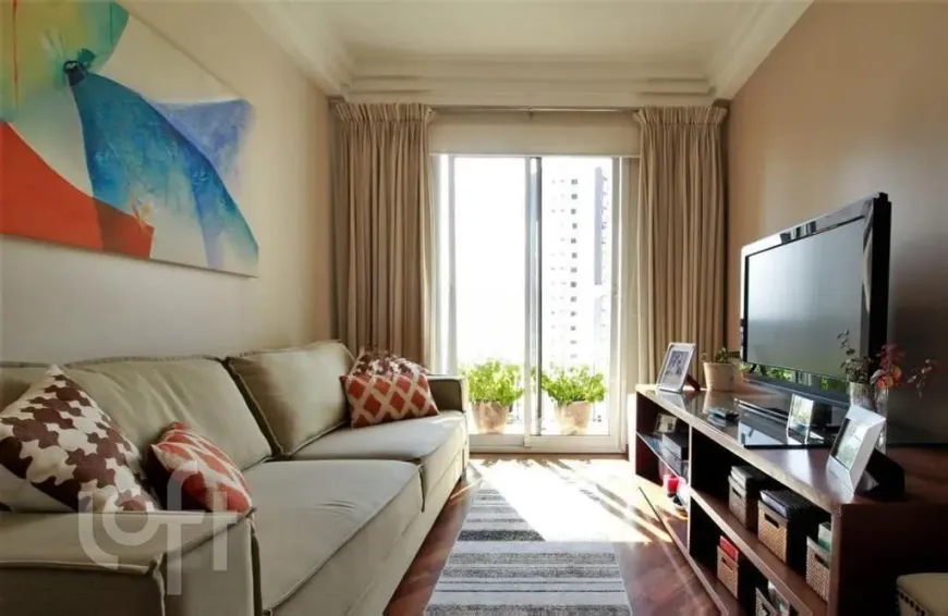 Foto 1 de Apartamento com 4 Quartos à venda, 166m² em Vila Suzana, São Paulo