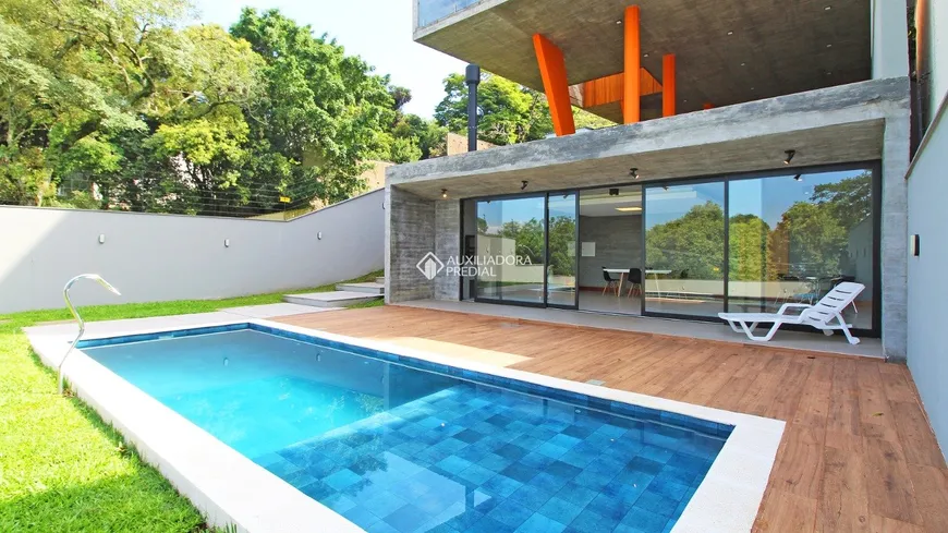 Foto 1 de Casa com 3 Quartos à venda, 523m² em Setimo Ceu, Porto Alegre