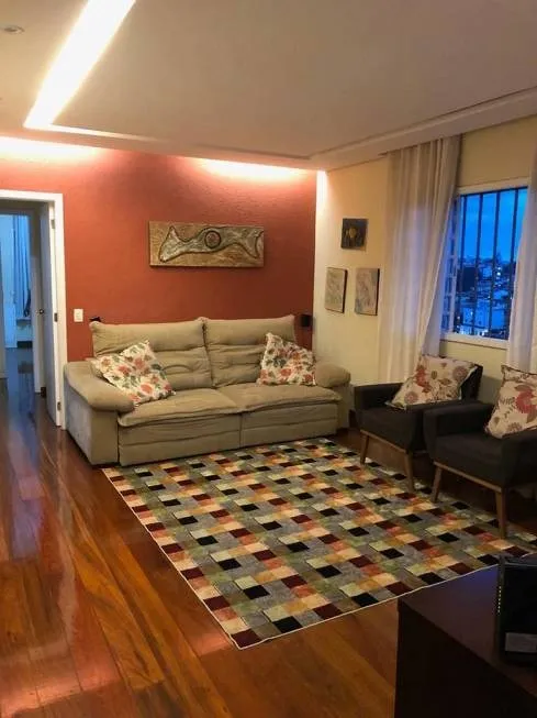 Foto 1 de Apartamento com 3 Quartos à venda, 165m² em Santa Efigênia, Belo Horizonte