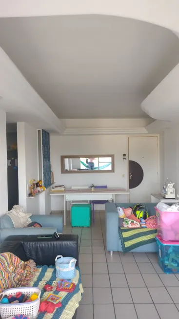 Foto 1 de Apartamento com 2 Quartos à venda, 67m² em Cordeiro, Recife