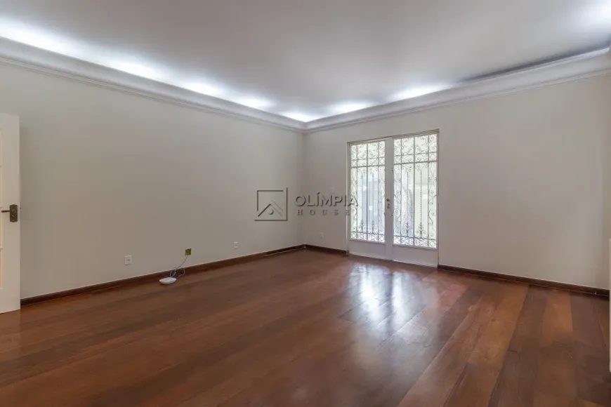 Foto 1 de Casa com 4 Quartos à venda, 450m² em Jardim Paulista, São Paulo