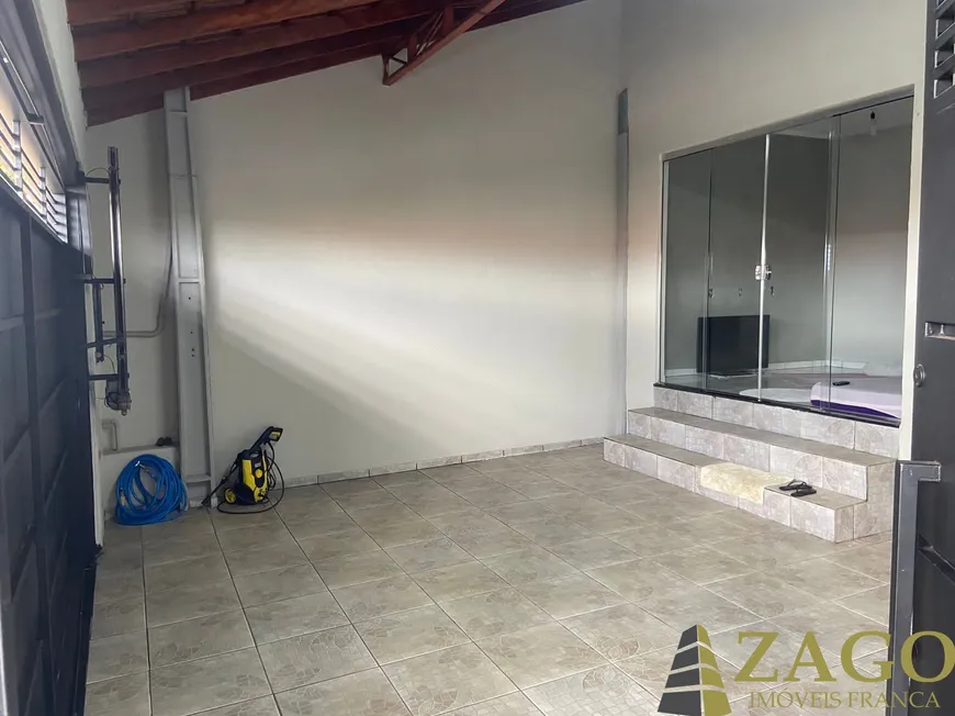 Foto 1 de Casa com 2 Quartos à venda, 200m² em Jardim Portinari, Franca