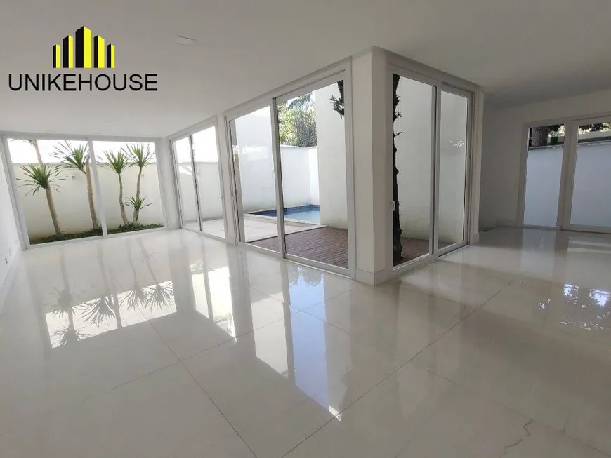 Foto 1 de Casa com 4 Quartos à venda, 326m² em Brooklin, São Paulo