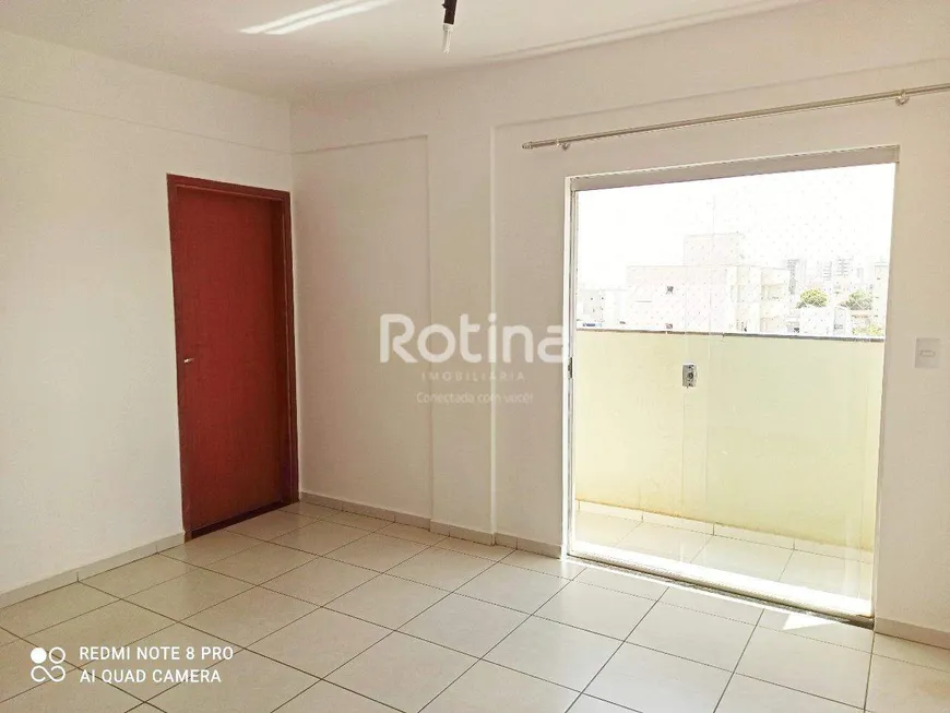 Foto 1 de Apartamento com 3 Quartos à venda, 67m² em Santa Mônica, Uberlândia