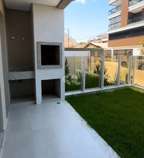 Foto 1 de Apartamento com 2 Quartos à venda, 70m² em Bombas, Bombinhas