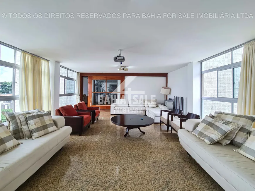 Foto 1 de Apartamento com 4 Quartos à venda, 306m² em Jardim Apipema, Salvador