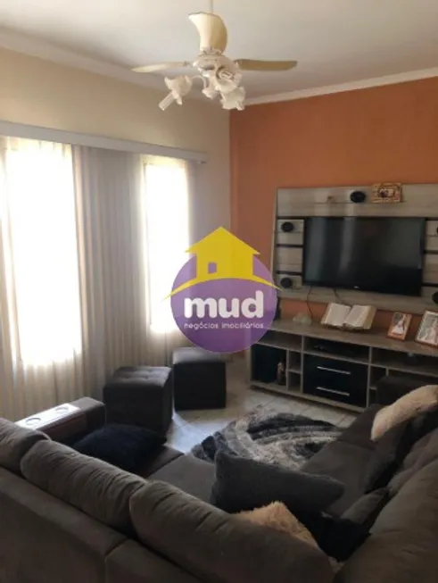 Foto 1 de Casa com 3 Quartos à venda, 172m² em Jardim Alvorada, Mirassol