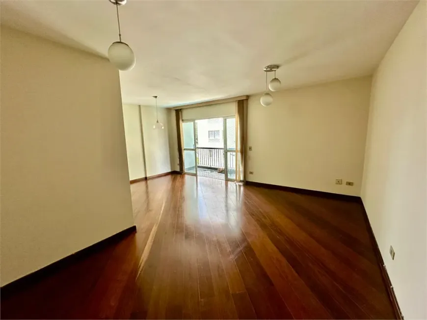 Foto 1 de Apartamento com 4 Quartos à venda, 135m² em Vila Clementino, São Paulo