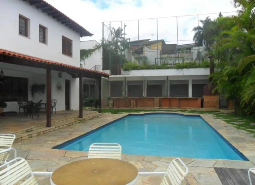 Foto 1 de Casa de Condomínio com 4 Quartos para alugar, 641m² em Parque dos Príncipes, São Paulo