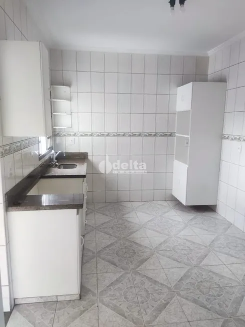 Foto 1 de Apartamento com 3 Quartos à venda, 90m² em Planalto, Uberlândia