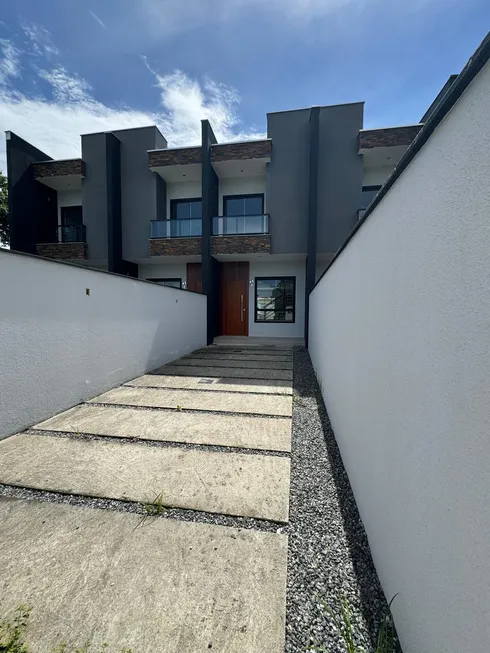 Foto 1 de Sobrado com 2 Quartos à venda, 80m² em Bucarein, Joinville