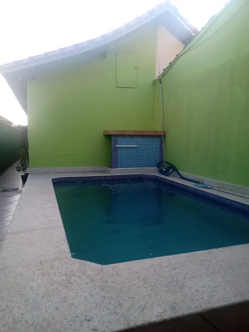 Foto 1 de Casa com 3 Quartos à venda, 212m² em Vila Guilhermina, Praia Grande
