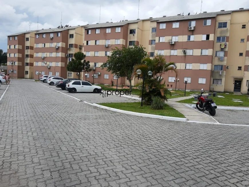 Foto 1 de Apartamento com 2 Quartos para venda ou aluguel, 40m² em Areal, Pelotas