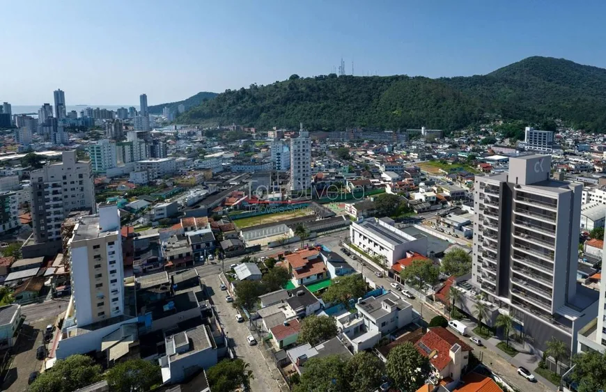 Foto 1 de Apartamento com 2 Quartos à venda, 68m² em Sao Judas, Itajaí