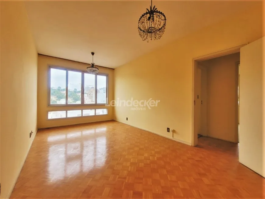Foto 1 de Apartamento com 3 Quartos à venda, 99m² em Rio Branco, Porto Alegre