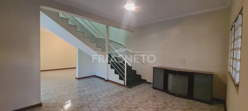 Foto 1 de Casa com 3 Quartos à venda, 189m² em Vila Rezende, Piracicaba