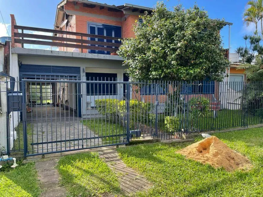 Foto 1 de Casa com 4 Quartos à venda, 260m² em São Lucas, Viamão