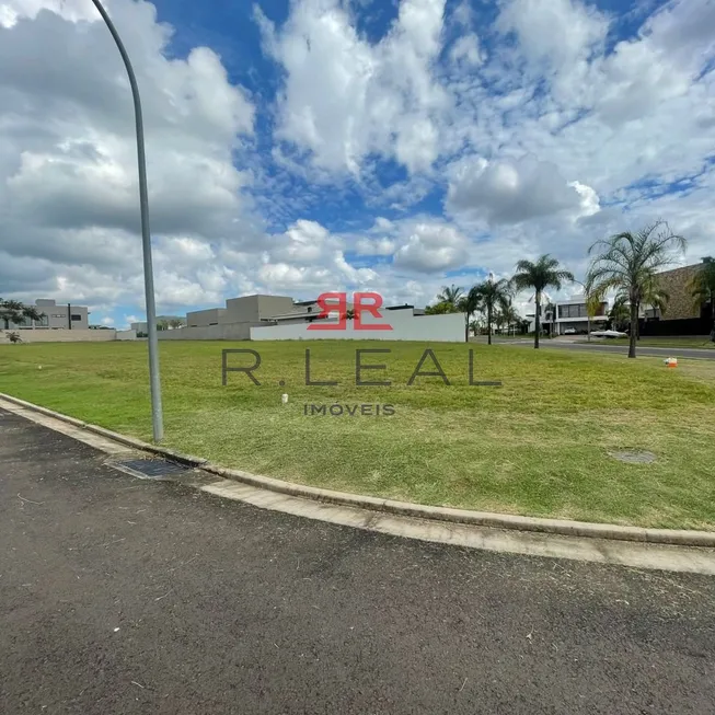 Foto 1 de Lote/Terreno à venda em Samambaia Parque Residencial, Bauru