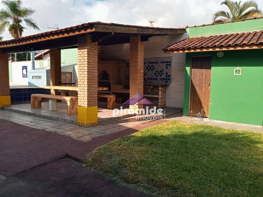 Foto 1 de Casa com 2 Quartos à venda, 80m² em Praia Das Palmeiras, Caraguatatuba