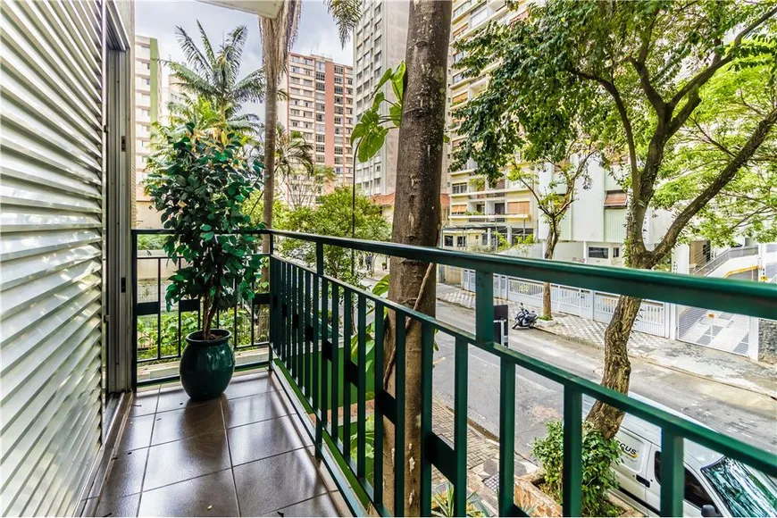 Foto 1 de Apartamento com 2 Quartos à venda, 100m² em Bela Vista, São Paulo