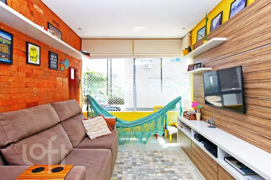 Foto 1 de Apartamento com 2 Quartos à venda, 56m² em Cavalhada, Porto Alegre