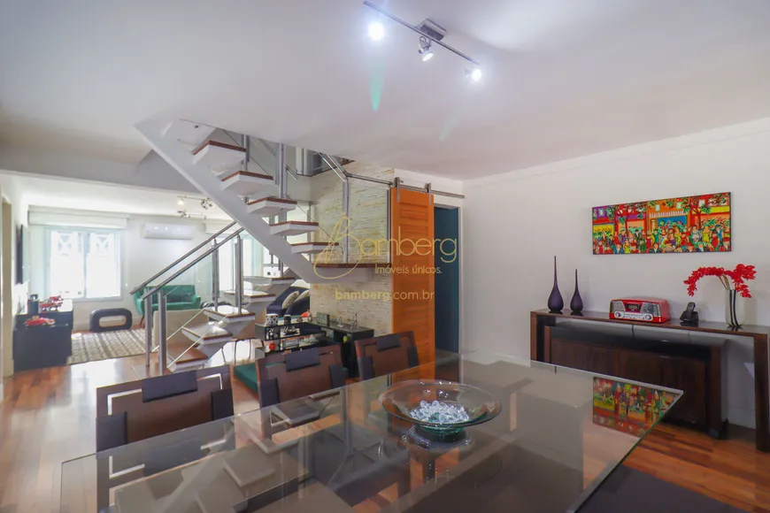 Foto 1 de Casa com 3 Quartos à venda, 207m² em Alto Da Boa Vista, São Paulo