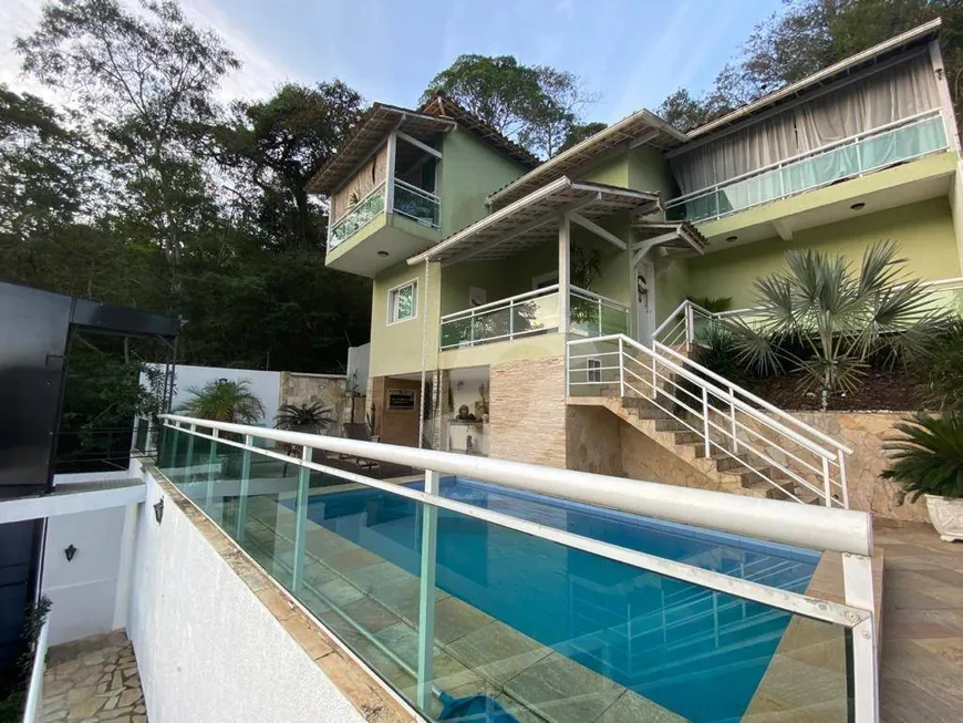 Foto 1 de Casa com 3 Quartos à venda, 230m² em Serra Grande, Niterói