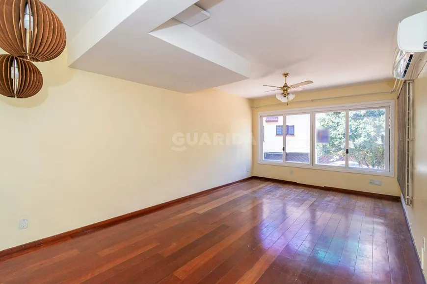 Foto 1 de Casa de Condomínio com 3 Quartos para alugar, 223m² em Boa Vista, Porto Alegre