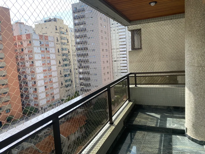 Foto 1 de Apartamento com 3 Quartos à venda, 218m² em Jardim Paulista, São Paulo