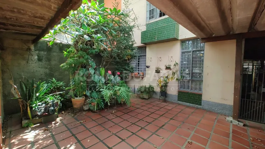 Foto 1 de Sobrado com 4 Quartos à venda, 150m² em Jardim Regis, São Paulo