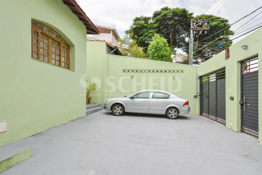 Foto 1 de Sobrado com 4 Quartos à venda, 194m² em Caxingui, São Paulo