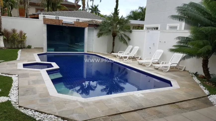 Foto 1 de Casa de Condomínio com 5 Quartos à venda, 300m² em Balneário Praia do Pernambuco, Guarujá