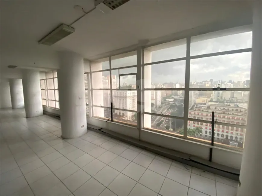 Foto 1 de Sala Comercial para venda ou aluguel, 1440m² em Centro, São Paulo