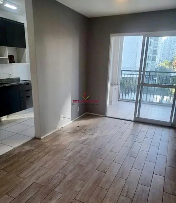 Foto 1 de Apartamento com 2 Quartos à venda, 60m² em Vila Anastácio, São Paulo