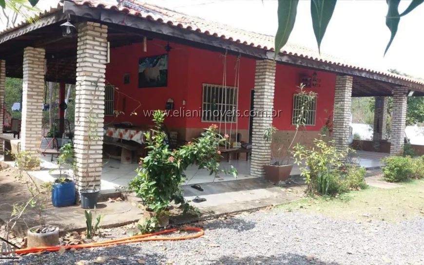 Foto 1 de Fazenda/Sítio com 2 Quartos à venda, 210m² em , Santo Antônio do Leverger