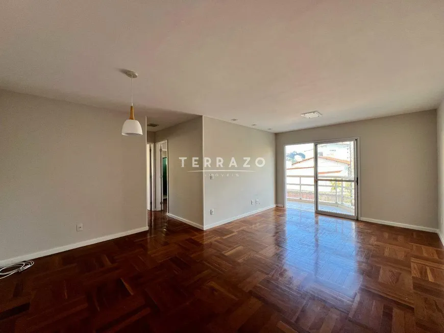 Foto 1 de Apartamento com 2 Quartos à venda, 78m² em Jardim Cascata, Teresópolis