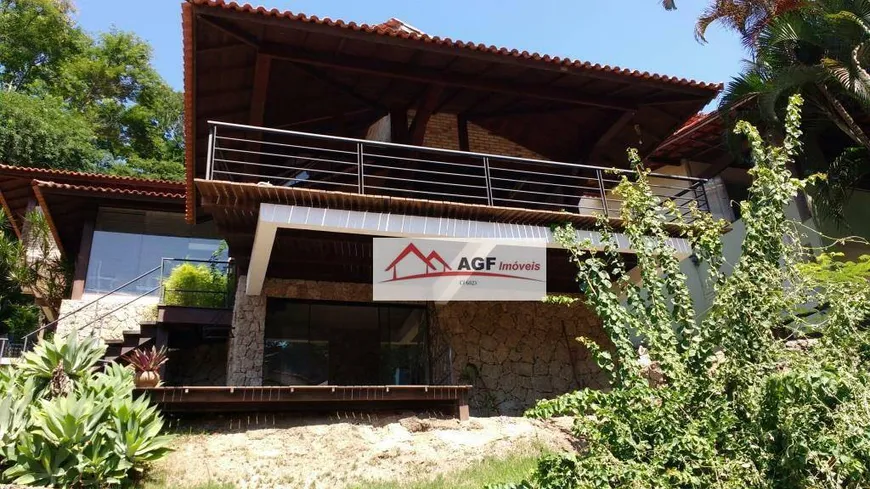 Foto 1 de Casa de Condomínio com 5 Quartos à venda, 500m² em Itaipu, Niterói