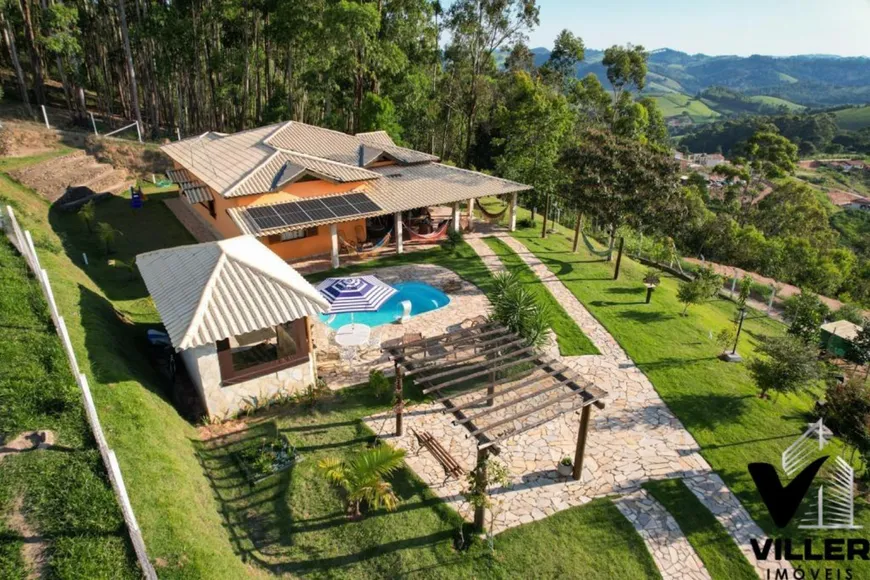 Foto 1 de Fazenda/Sítio com 3 Quartos à venda, 2000m² em Centro, Socorro