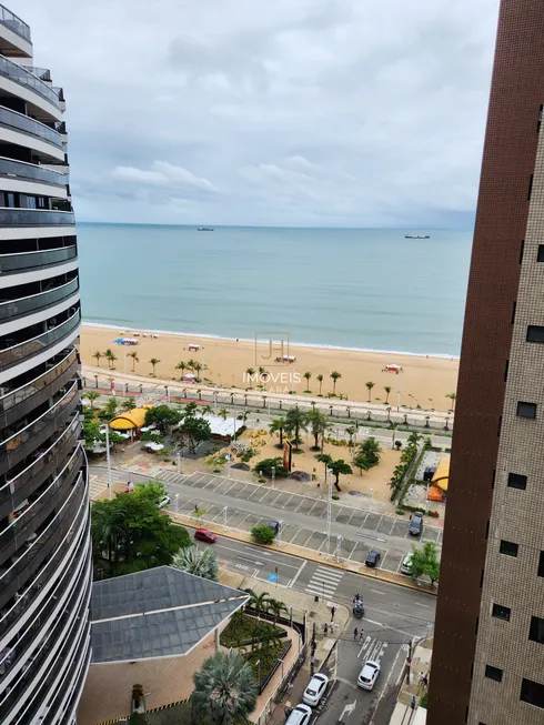 Foto 1 de Apartamento com 2 Quartos para alugar, 80m² em Meireles, Fortaleza