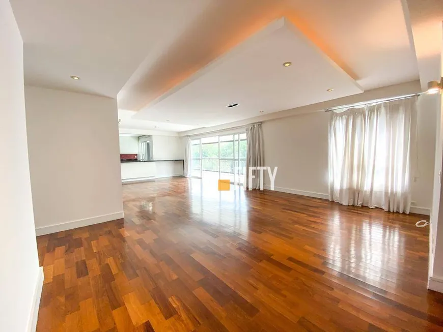 Foto 1 de Apartamento com 4 Quartos à venda, 220m² em Granja Julieta, São Paulo