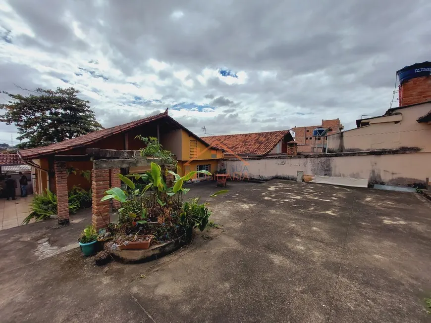 Foto 1 de Casa com 3 Quartos à venda, 360m² em Novo Riacho, Contagem