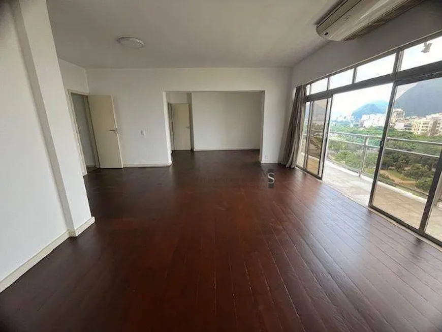 Foto 1 de Apartamento com 3 Quartos para alugar, 140m² em Leblon, Rio de Janeiro