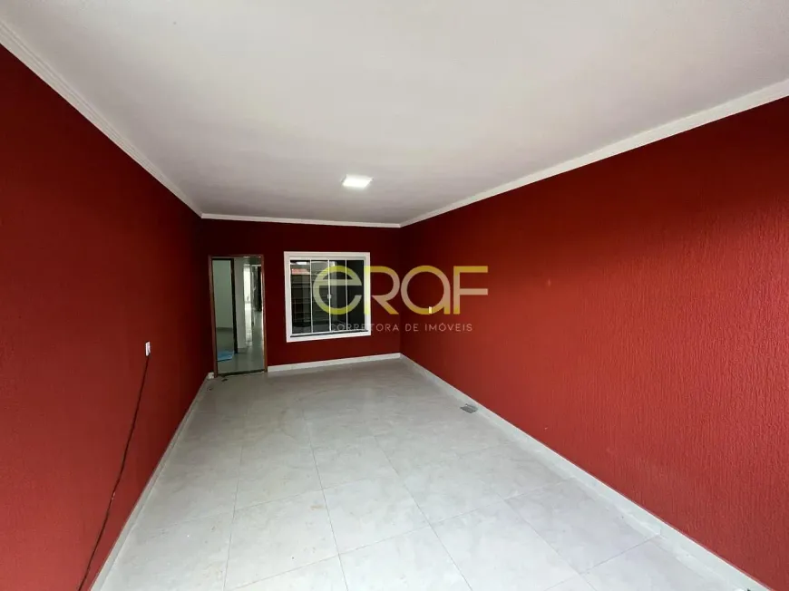 Foto 1 de Casa com 3 Quartos à venda, 150m² em Parque das Laranjeiras, Formosa