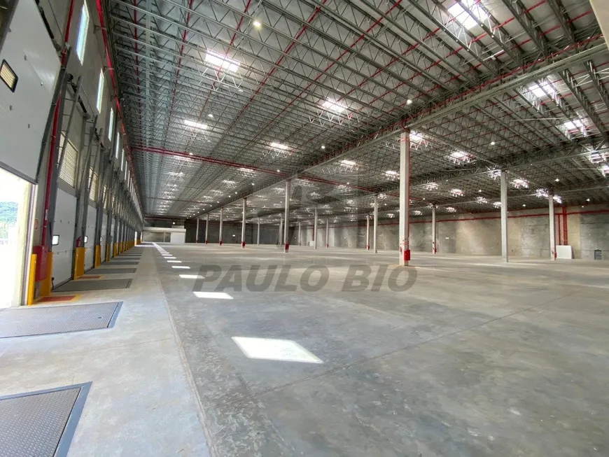 Foto 1 de Galpão/Depósito/Armazém para alugar, 29900m² em Jardim José Bonifácio, São João de Meriti